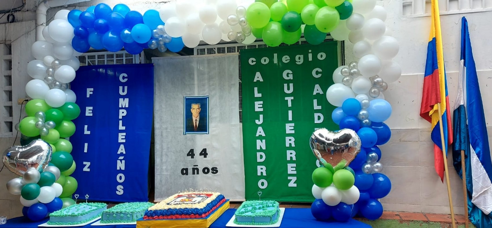 Carrusel principal 8